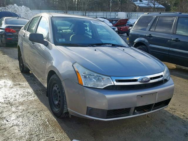 1FAHP34N98W282370 - 2008 FORD FOCUS S/SE GRAY photo 1