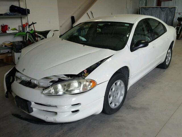 2B3HD46R22H290519 - 2002 DODGE INTREPID S WHITE photo 2