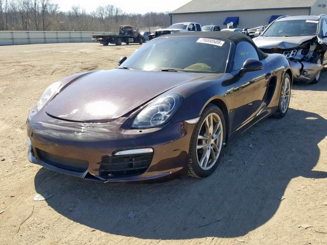 WP0CA2A87DS112072 - 2013 PORSCHE BOXSTER BROWN photo 2