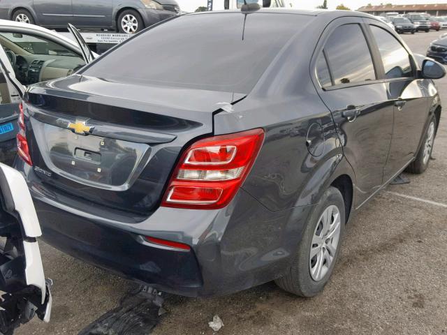 1G1JA5SG3H4164736 - 2017 CHEVROLET SONIC LS 黑色 照片 4