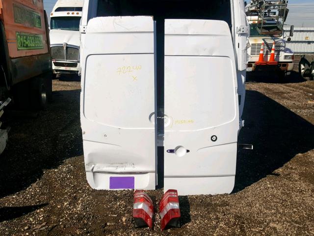 WD3PE8DC1FP122363 - 2015 MERCEDES-BENZ SPRINTER 2 WHITE photo 9