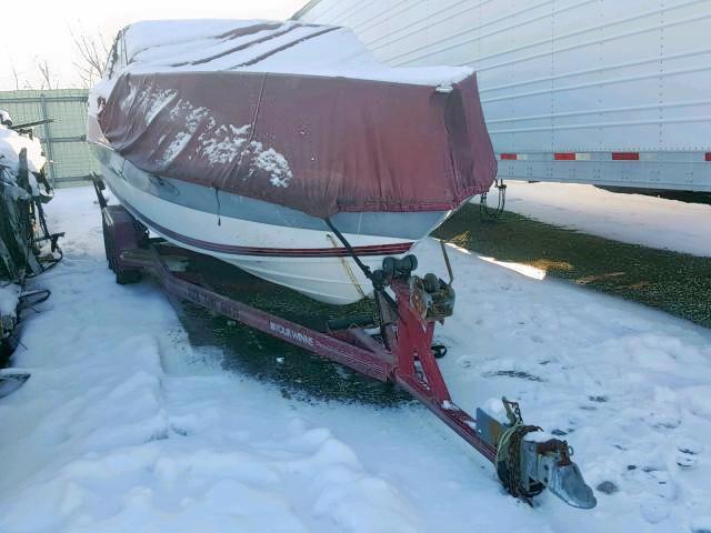 4WNCL310D090 - 1990 FOUR BOAT TWO TONE photo 1