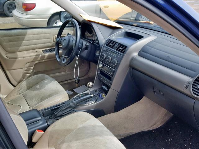 JTHBD182510026022 - 2001 LEXUS IS 300 BLUE photo 5