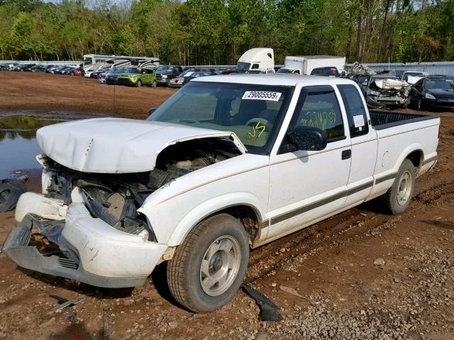 1GTCS19X9X8517130 - 1999 GMC SONOMA WHITE photo 2