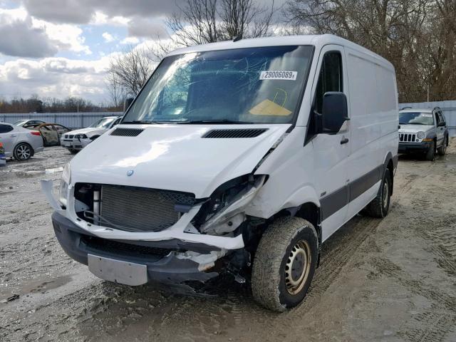 WD3BE7CC2C5691302 - 2012 MERCEDES-BENZ SPRINTER 2 WHITE photo 2