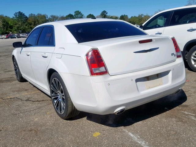 2C3CCABT5DH672451 - 2013 CHRYSLER 300 S WHITE photo 3