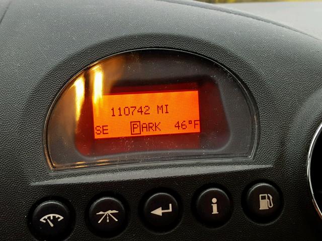 2G2WP552371110072 - 2007 PONTIAC GRAND PRIX GOLD photo 8