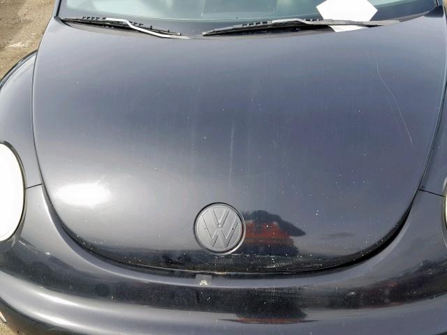 3VWCC21CXYM441651 - 2000 VOLKSWAGEN NEW BEETLE შავი ფოტო 7