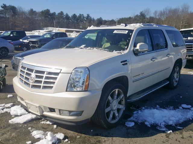 1GYS4HEF7BR129869 - 2011 CADILLAC ESCALADE E WHITE photo 2