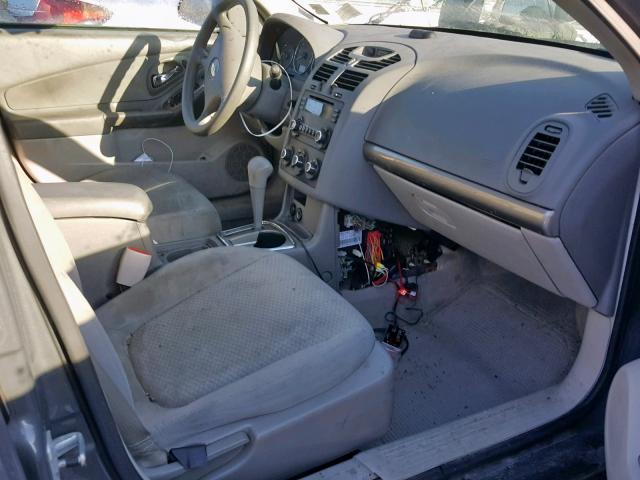1G1ZS58F87F220882 - 2007 CHEVROLET MALIBU LS GRAY photo 5