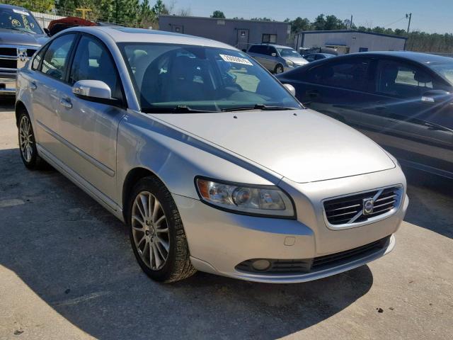 YV1382MS2A2488297 - 2010 VOLVO S40 2.4I SILVER photo 1