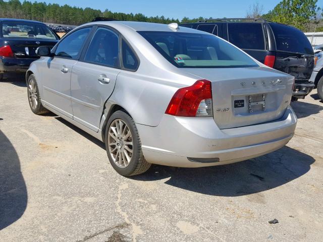 YV1382MS2A2488297 - 2010 VOLVO S40 2.4I SILVER photo 3