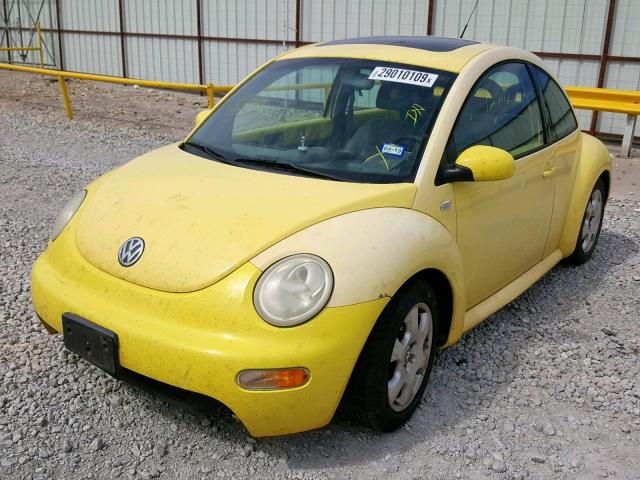 3VWCB21C02M405350 - 2002 VOLKSWAGEN NEW BEETLE YELLOW photo 2