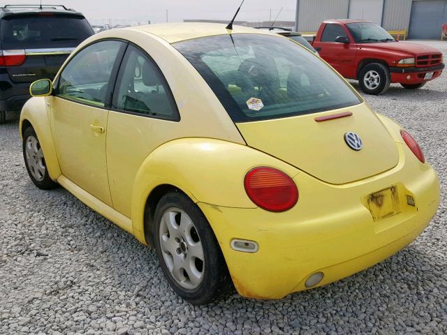 3VWCB21C02M405350 - 2002 VOLKSWAGEN NEW BEETLE YELLOW photo 3