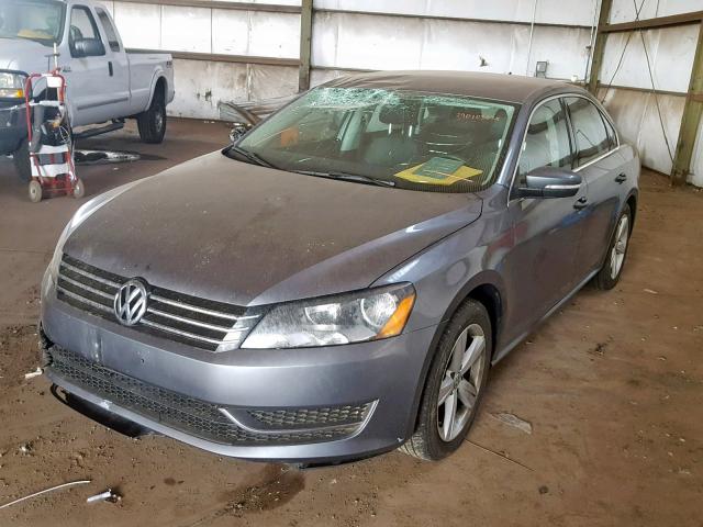 1VWBT7A35EC063972 - 2014 VOLKSWAGEN PASSAT SE GRAY photo 2