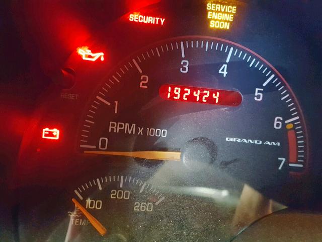 1G2NF52T41M662588 - 2001 PONTIAC GRAND AM S SILVER photo 8