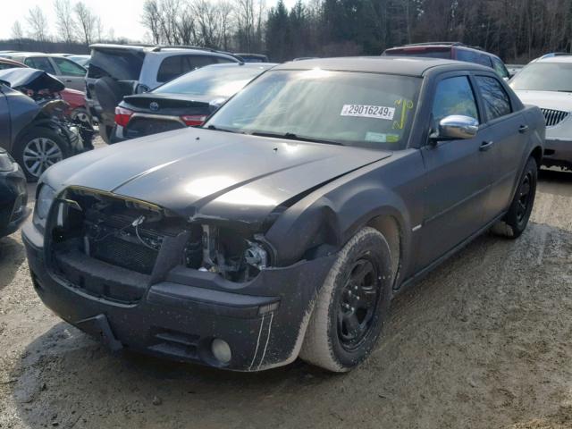 2C3KA63H27H854900 - 2007 CHRYSLER 300C BLACK photo 2