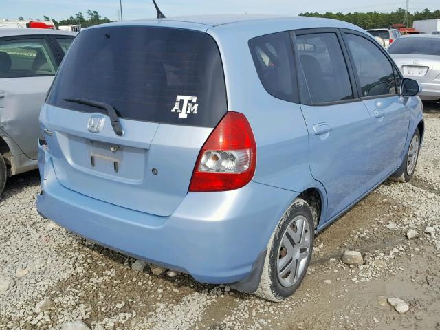 JHMGD38408S066011 - 2008 HONDA FIT BLUE photo 4