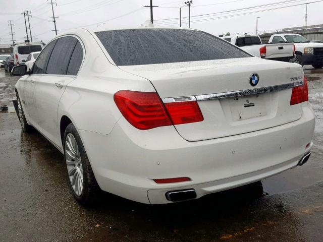 WBAKB8C55ACY63690 - 2010 BMW 750 LI WHITE photo 3