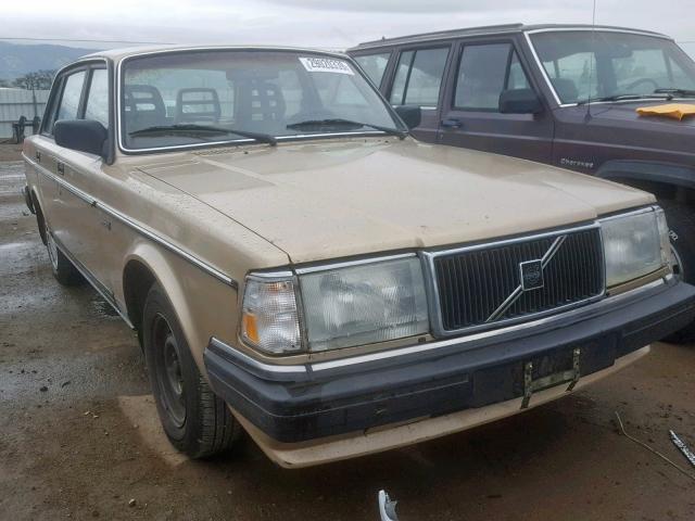 YV1AA8845L1399942 - 1990 VOLVO 240 BASE GOLD photo 1