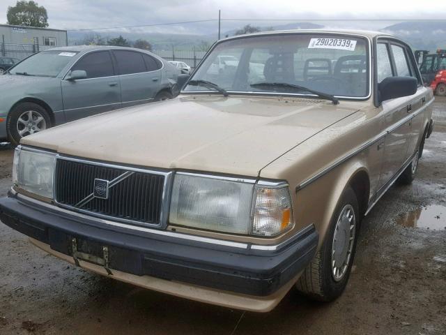 YV1AA8845L1399942 - 1990 VOLVO 240 BASE GOLD photo 2