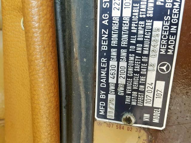 10702412024255 - 1979 MERCEDES-BENZ SLC 450 BROWN photo 10