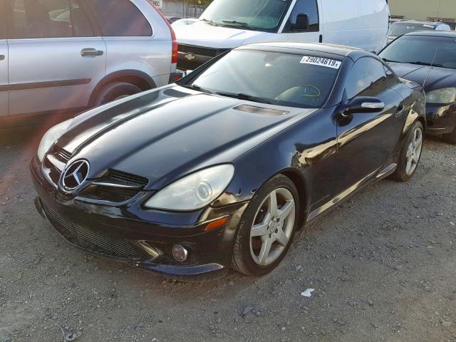 WDBWK56F35F073492 - 2005 MERCEDES-BENZ SLK 350 BLACK photo 2