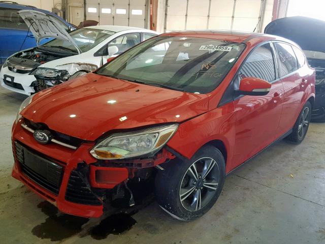 1FAHP3K23CL234740 - 2012 FORD FOCUS SE RED photo 2