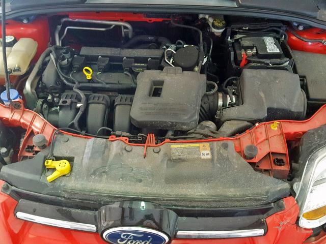 1FAHP3K23CL234740 - 2012 FORD FOCUS SE RED photo 7
