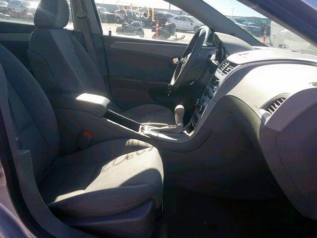 1G1ZG57N694213941 - 2009 CHEVROLET MALIBU LS SILVER photo 5