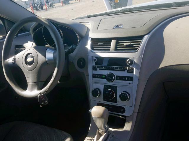 1G1ZG57N694213941 - 2009 CHEVROLET MALIBU LS SILVER photo 9