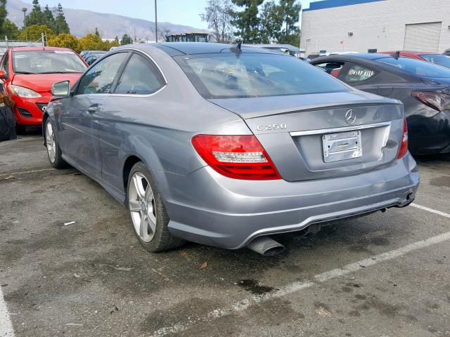 WDDGJ4HB6EG185281 - 2014 MERCEDES-BENZ C 250 GRAY photo 3