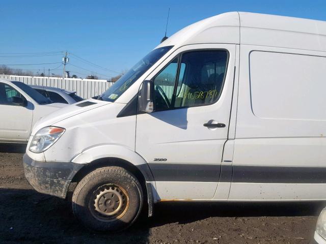 WD3PE8CC6D5776835 - 2013 MERCEDES-BENZ SPRINTER 2 WHITE photo 9