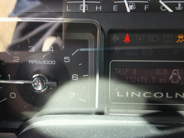 5LMJJ3H56BEJ00525 - 2011 LINCOLN NAVIGATOR Ақ фото 8