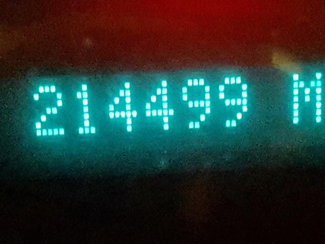 1G1ZH57B894213586 - 2009 CHEVROLET MALIBU 1LT 银色 照片 8