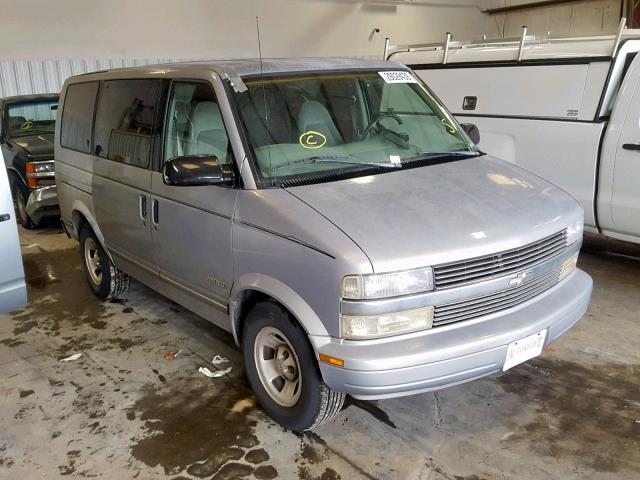 1GNDM19W6WB191706 - 1998 CHEVROLET ASTRO GRAY photo 1