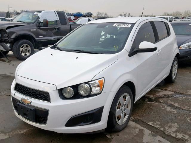 1G1JA6SH1D4188462 - 2013 CHEVROLET SONIC LS WHITE photo 2