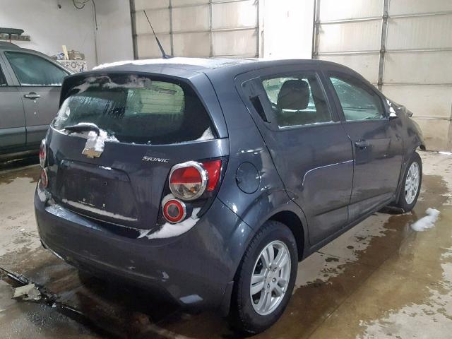 1G1JA6SH1C4197192 - 2012 CHEVROLET SONIC LS 灰色 照片 4