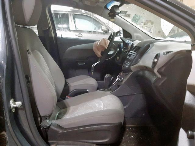 1G1JA6SH1C4197192 - 2012 CHEVROLET SONIC LS 灰色 照片 5