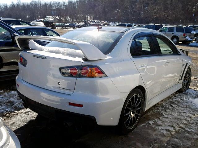 JA32W7FV9FU027233 - 2015 MITSUBISHI LANCER EVO WHITE photo 4