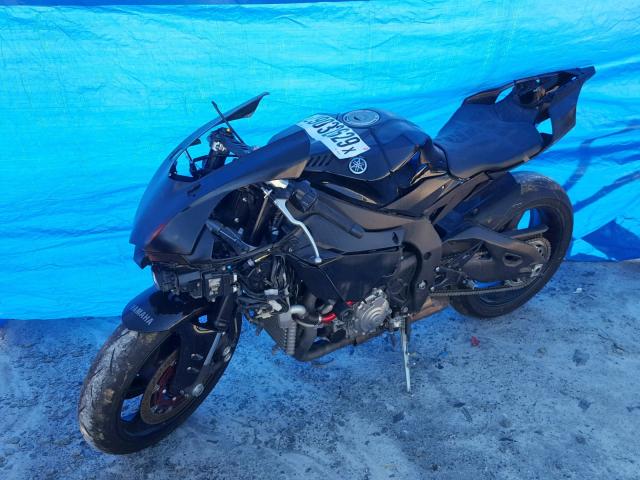 JYARN39E5FA001202 - 2015 YAMAHA YZFR1 BLACK photo 2