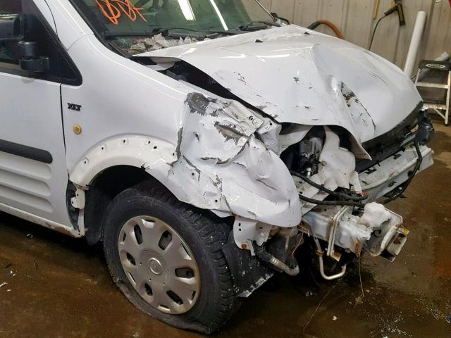 NM0LS6BN1CT098037 - 2012 FORD TRANSIT CO WHITE photo 9