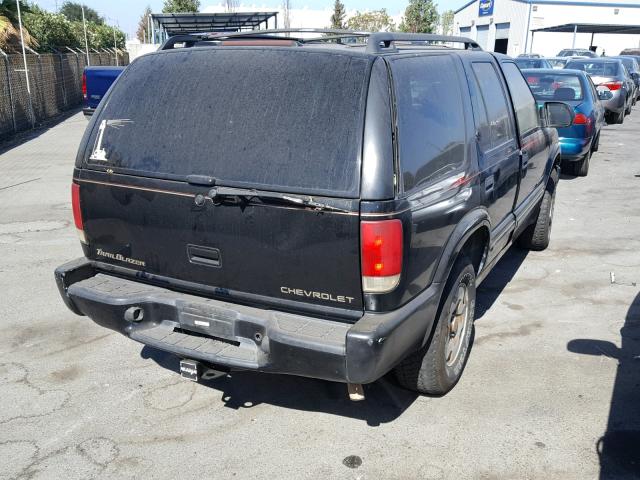 1GNDT13W2X2184491 - 1999 CHEVROLET BLAZER BLACK photo 4