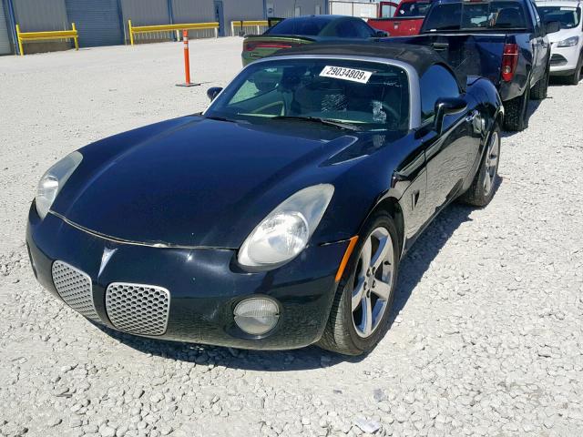 1G2MB33B36Y102398 - 2006 PONTIAC SOLSTICE BLACK photo 2