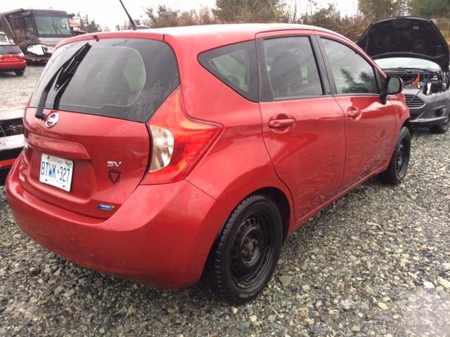 3N1CE2CP5EL380646 - 2014 NISSAN VERSA NOTE RED photo 4