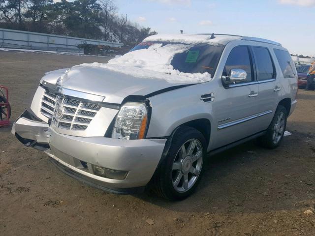 1GYUKCEF2AR175187 - 2010 CADILLAC ESCALADE P SILVER photo 2