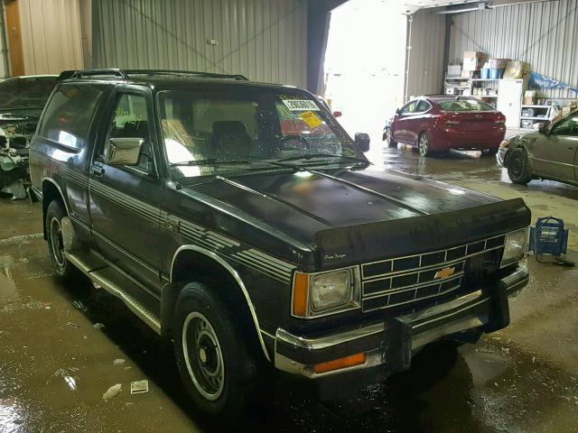 1GNCT18R1H0133592 - 1987 CHEVROLET BLAZER S10 BLACK photo 1