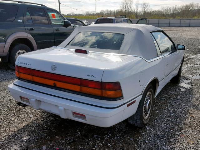 1C3XU4538PF654902 - 1993 CHRYSLER LEBARON WHITE photo 4