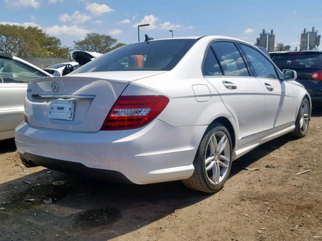 WDDGF4HB1DR268654 - 2013 MERCEDES-BENZ C 250 WHITE photo 4