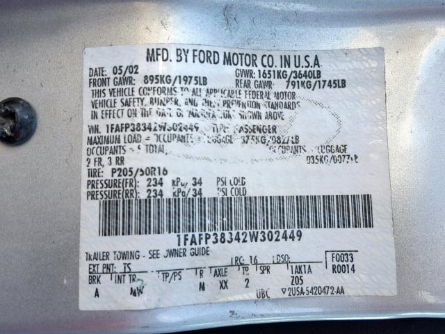 1FAFP38342W302449 - 2002 FORD FOCUS ZTS SILVER photo 10
